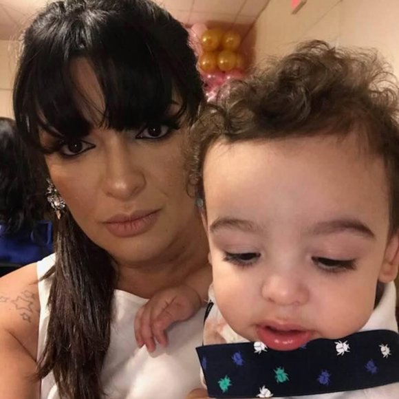 Meet your Posher, Patricia - Picture 1 of 1